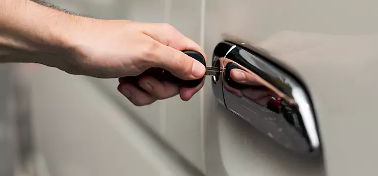 Why Choose Our Auto Locksmith Team in Crystal, MN?